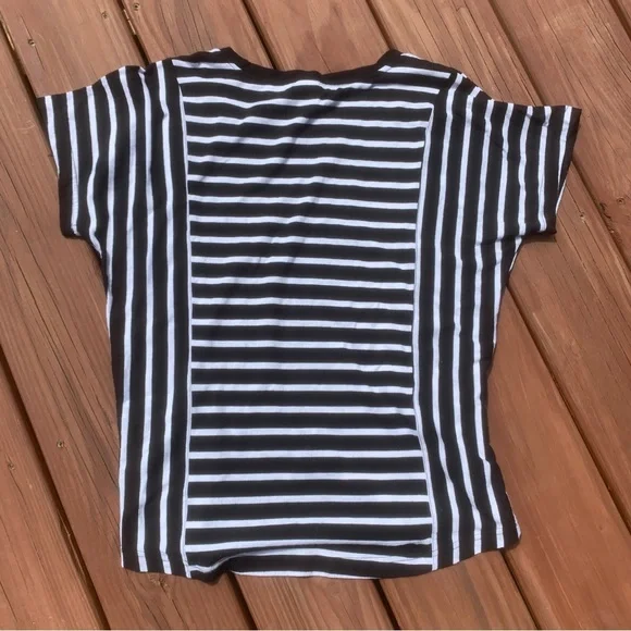 Natori Womens Black and White shirt size S - Picture 2 of 3